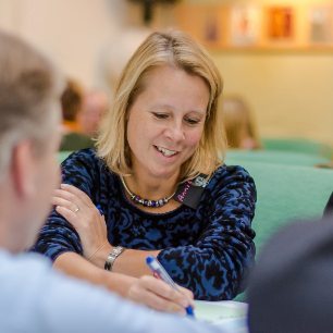 Annita Westenbroek, Innovatiemanager bij de Koninklijke Vereniging van Nederlandse Papier- en Kartonfabrieken (VNP) & Programmadirecteur ISPT