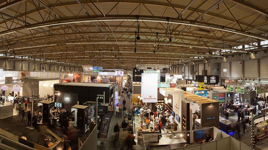 STUDENTEN LEGGEN EXAMENS AF IN FLANDERS EXPO & ANTWERP EXPO